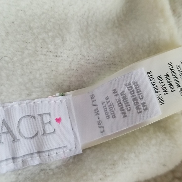 BUFFALO PLAID LADIES TRAPPER HAT - Picture 6 of 6